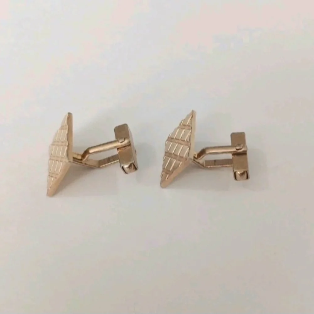 VTG Swank Gold Tone Rectangular Cufflinks Geometric Etched Grid Design MCM